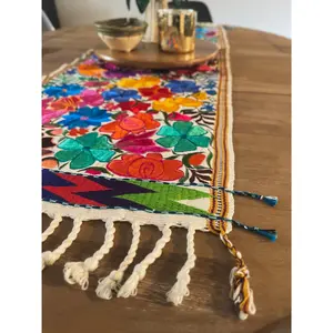 Fiesta · Floral Table Runner