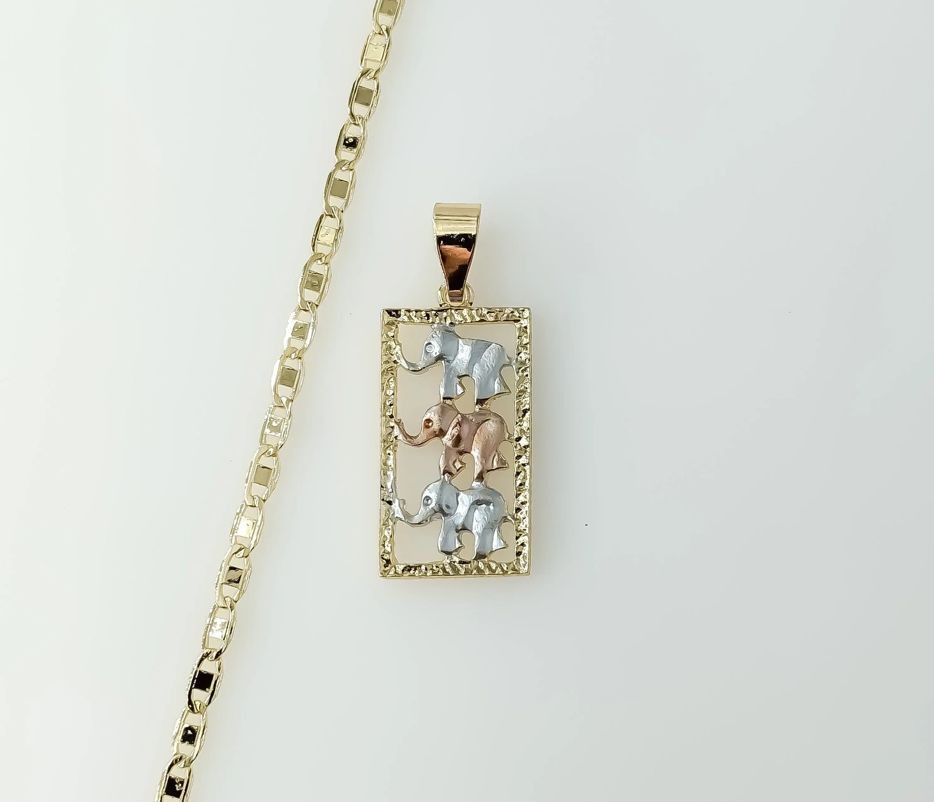 Plated Tri-Color Elephant 3mm Flat Mariner Anchor Chain Necklace