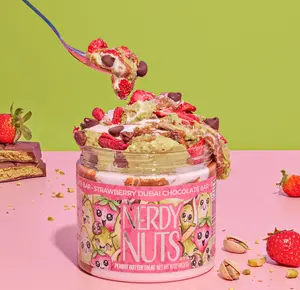 Strawberry Dubai Chocolate Bar Peanut Butter Treat