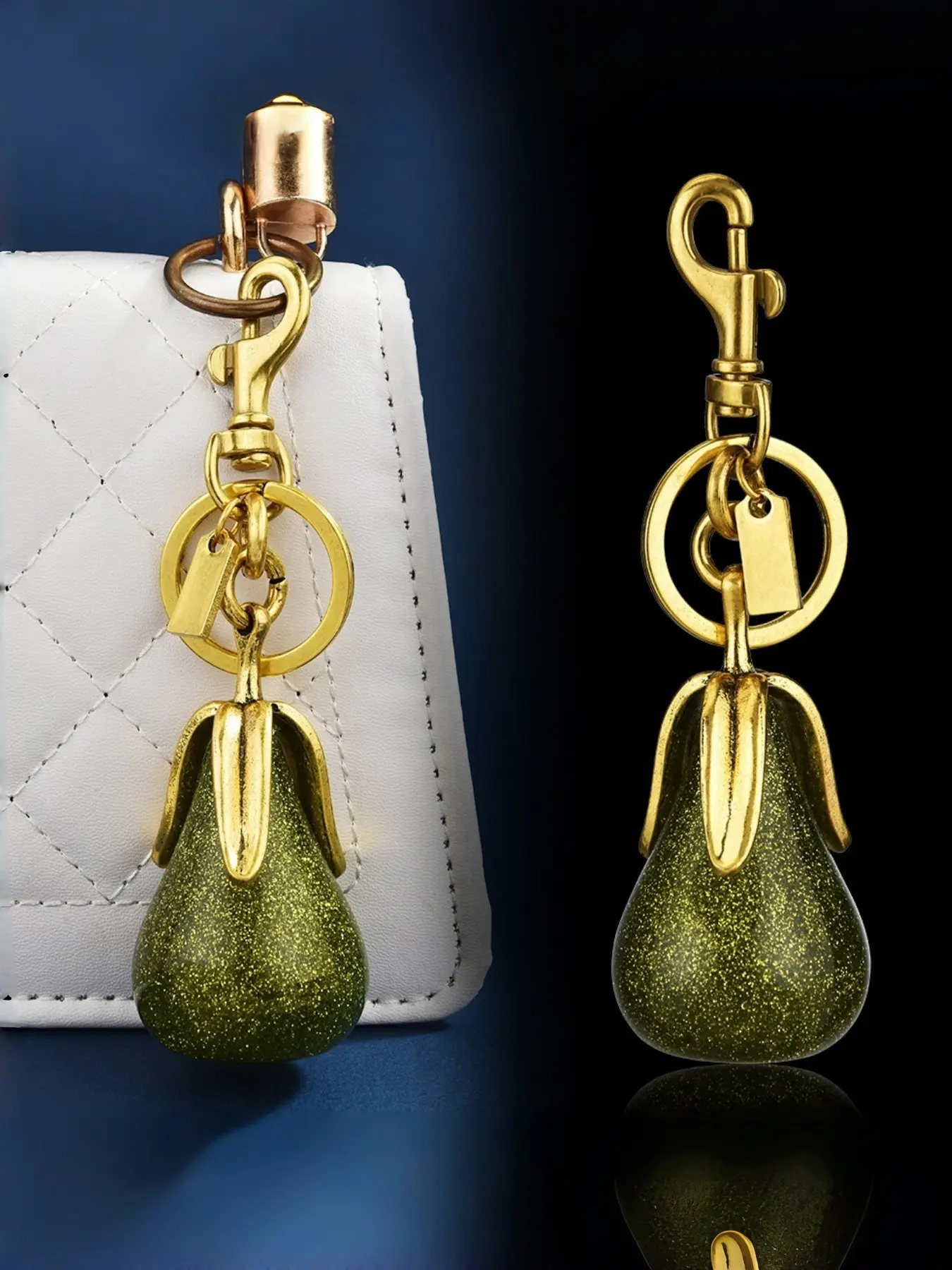 Vintage Glitter Pear Bag Charm, Resin Pendant + Antique Gold Keychain, Lobster Clasp, Perfect for Bags, Keys, AirPods, Graduation Gift
