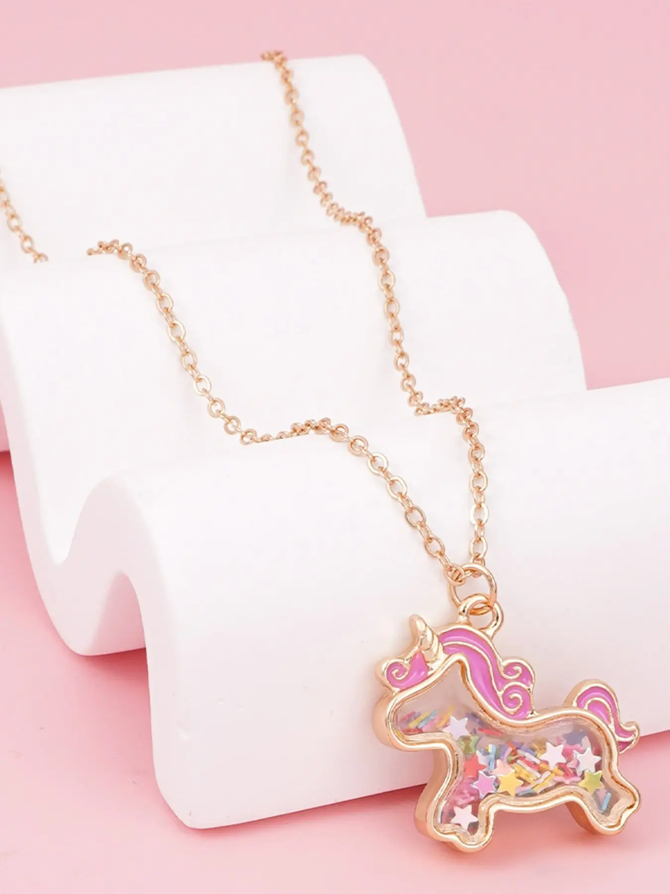 Children Unicorn Necklace for Girls, Includes Moving Sequins, Student Pendant, Best Gift Choice, Cute and Adjustable Jewelry, Necklace for Daughter