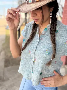 Botanica Breeze Button Down