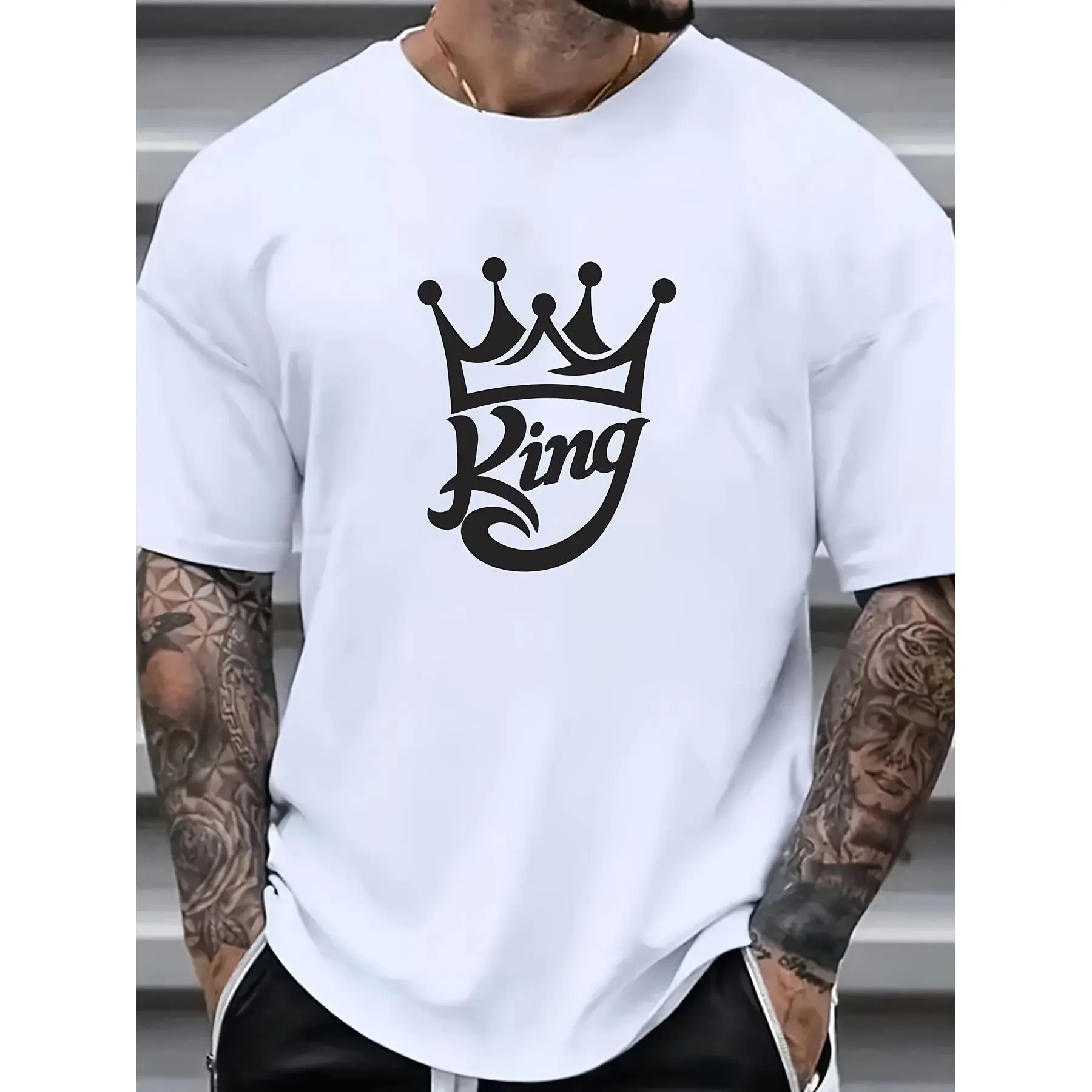 Plus Size Men's Loose Stylish Shortsleeve T-Shirt - Anime Crown & "King" Graphic Print, Menswear Undershirt for Summer Sports Tops (Sports & Outdoor Clothing)