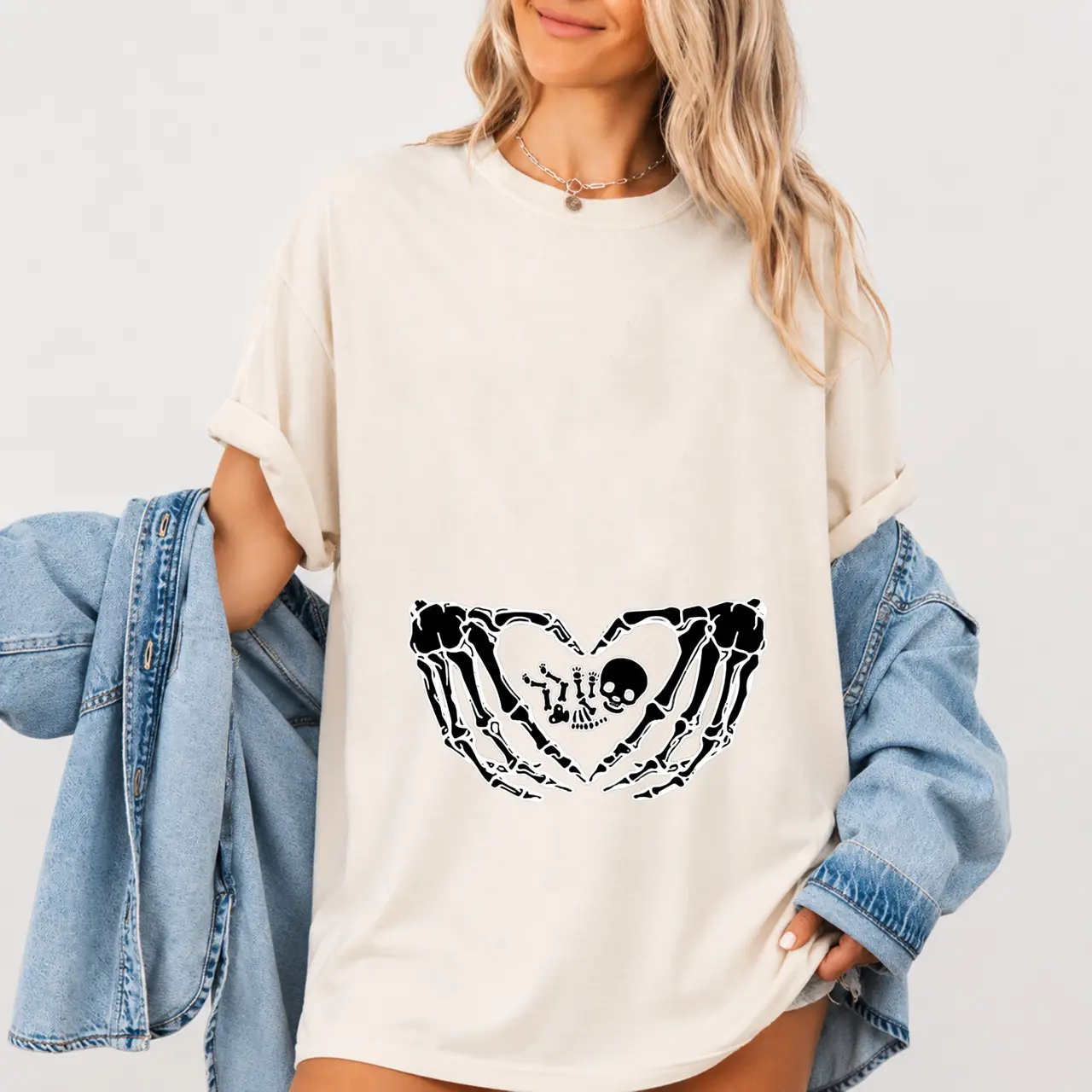 Skeleton Hands Heart Pregnancy Announcement Comfort Colors T-Shirt, Cute Baby Skeleton Graphic Tee, Halloween Pregnancy Reveal Shirt, Expecting Mom Maternity Tee, Unisex Fall Graphic T-Shirt Gift For Mom-To-Be