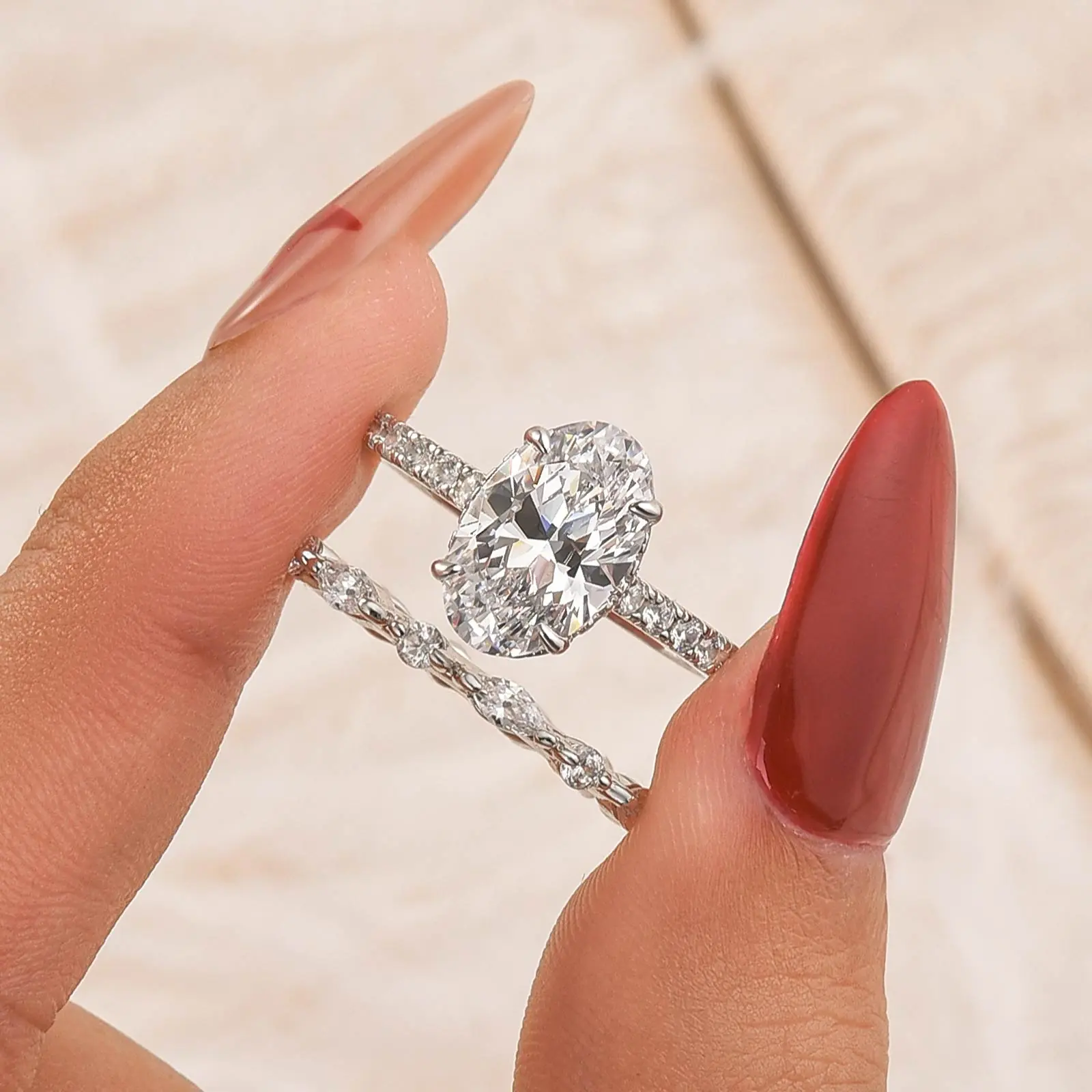 MAXINEJEWELRY 2.5ct Oval Cut 5A Cubic Zirconia Engagement Ring Set - Women's Bridal Jewelry with Wedding Ring Set for Proposal, Anniversary, Engagement Rings For Women