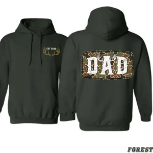 EST 2026 Dad Hoodie – Camo Deer Antler Patch Hoodie for New Fathers, Hunting Outdoor Dad Gift Idea, Bold Rustic Graphic Hoodie, Comfortable Unisex Daily Wear