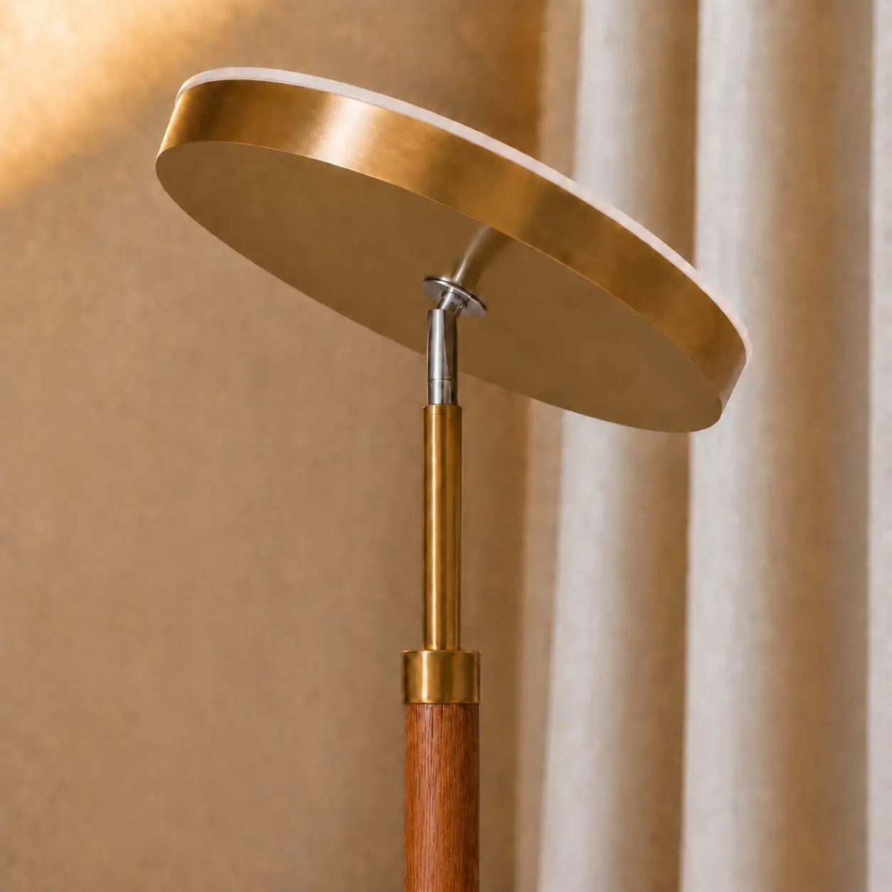 FULSUNT Wooden floor lamp，Dimmable Floor Lamps with remote control function，suitable for living room, bedroom, office, and reading space