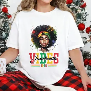 100% Cotton Black T-Shirt With Vibrant Rasta Vibes Design Featuring A Beautiful Afro Woman In Rainbow Colors And The Text Jamaica 1865 Perfect For Summer Wear And Cultural Celebrations Ideal Gift For Music Lovers And Reggae Fans