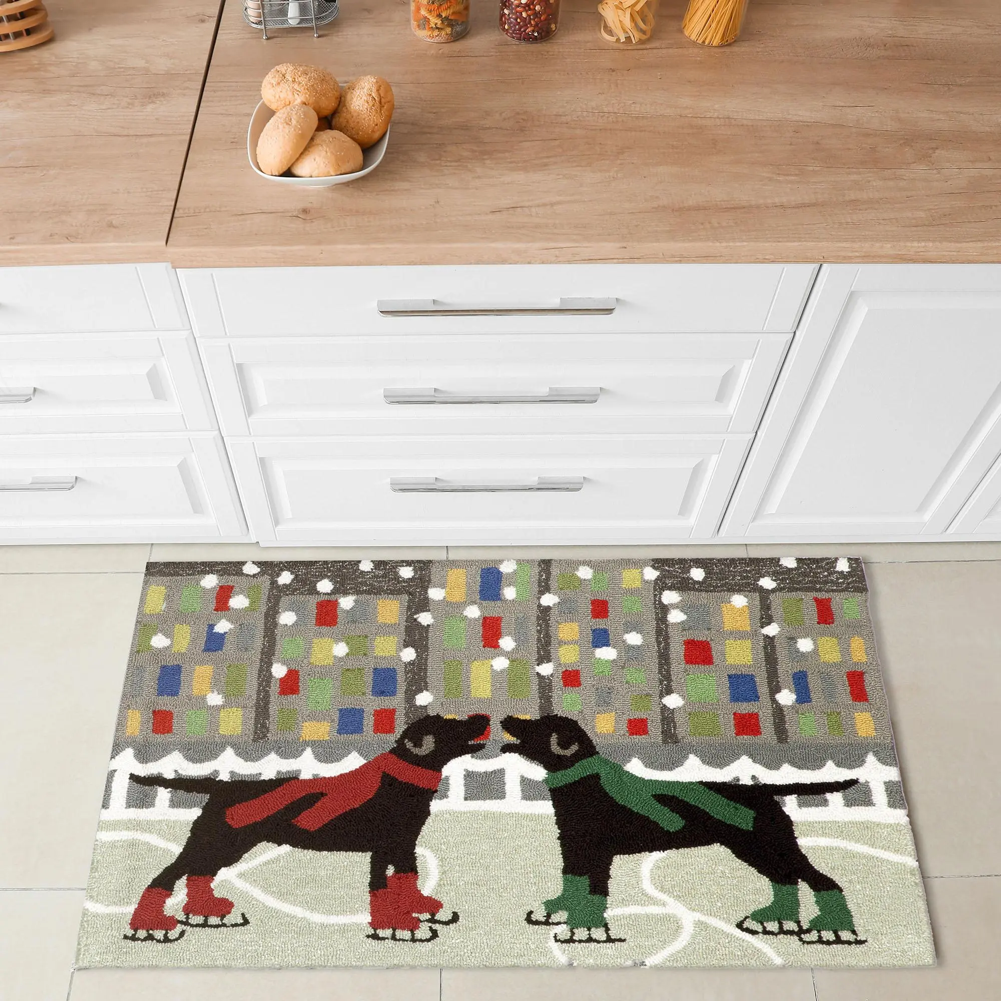 Lush Decor FRONTPORCH Hand Tufted Durable Indoor/Outdoor Area Rug - Contemporary, Colorful Animal Character Kitchen Rug (Holiday Ice Dogs), Animal Character Kitchen Rugs