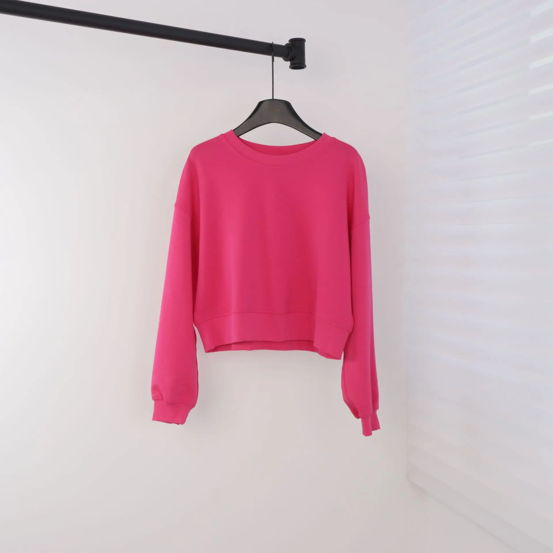 Rose red short air hoodie