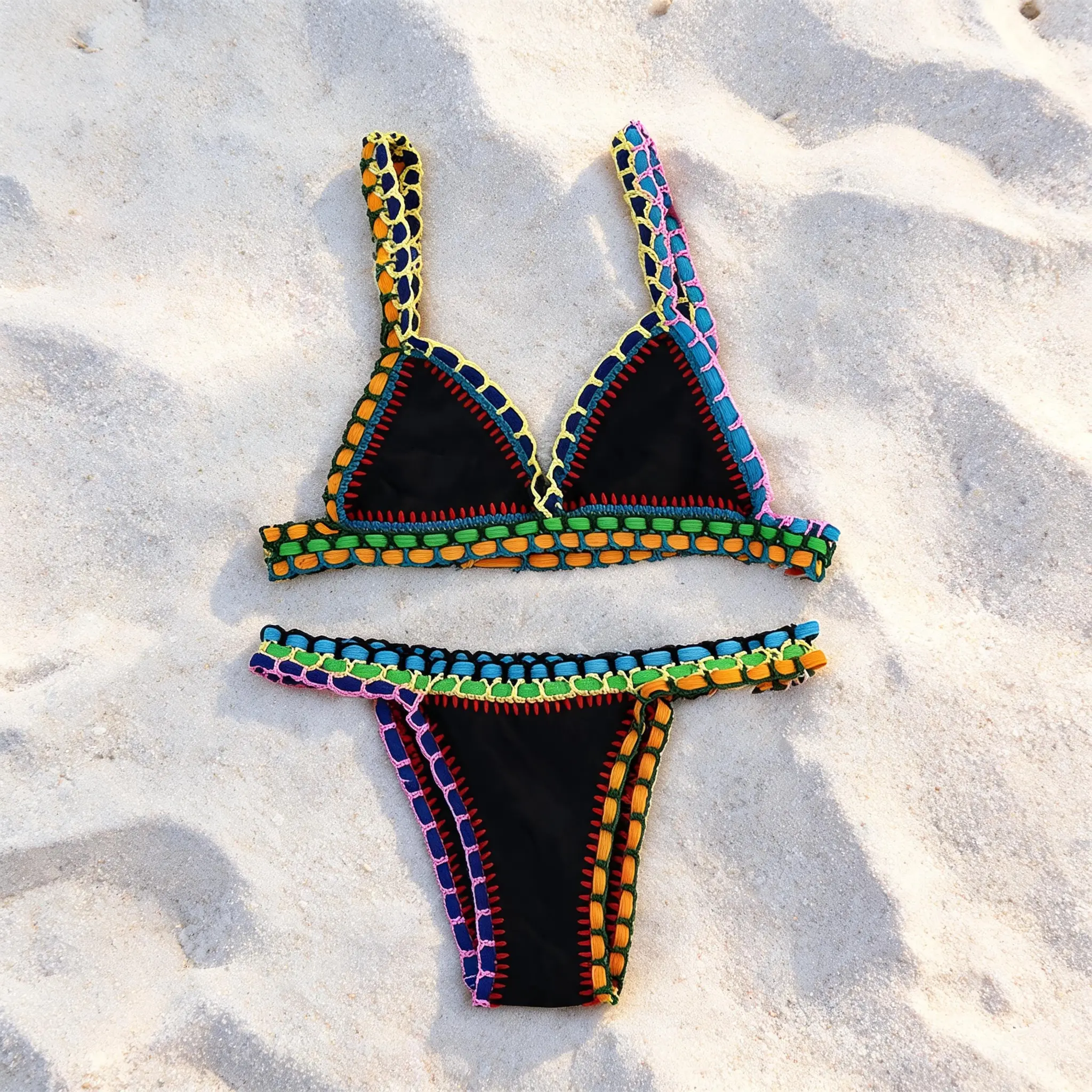 Classic color-block patchwork women’s camisole triangle bikini two-piece set; sexy low-rise bust-lifting two-piece swimsuit set; holiday casual beach swimwear/onsen wear/pool party outfit