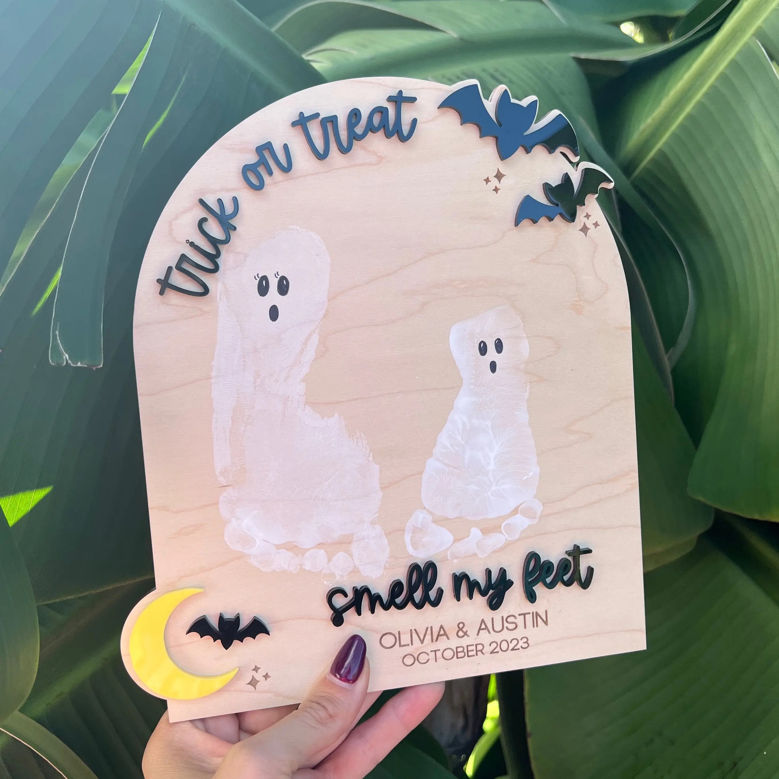 Halloween Kids Footprint Ghost Board, Trick or Treat Smell My Feet Halloween Craft, Ghost Footprint Keepsake Board