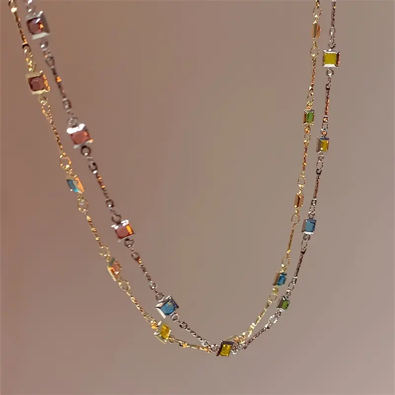 A five colored stone princess necklace, light luxury and minimalist, with a bohemian vacation style collarbone chain jewelry and gift box packaging