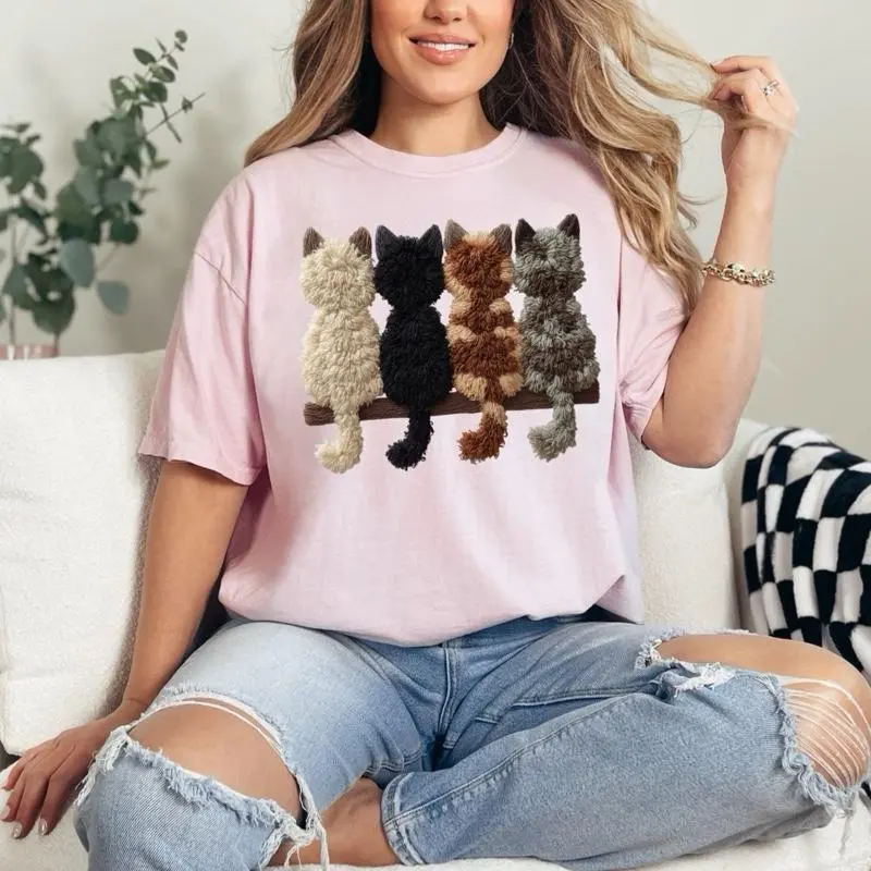 4 Kitty’s T-shirt on Comfort Colors Summer Everyday Style Shirtsleeve love casual comfortable super soft relaxed fit unisex Sizing womenswear Streetwear  vintage Crewneck Printed Loose Graphic Top holiday Christmas Santa