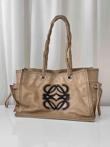 Pre-owned Loewe As Shown Shoulder Bags TOTE BAG Enamel 323 43 002 MR12052026B290