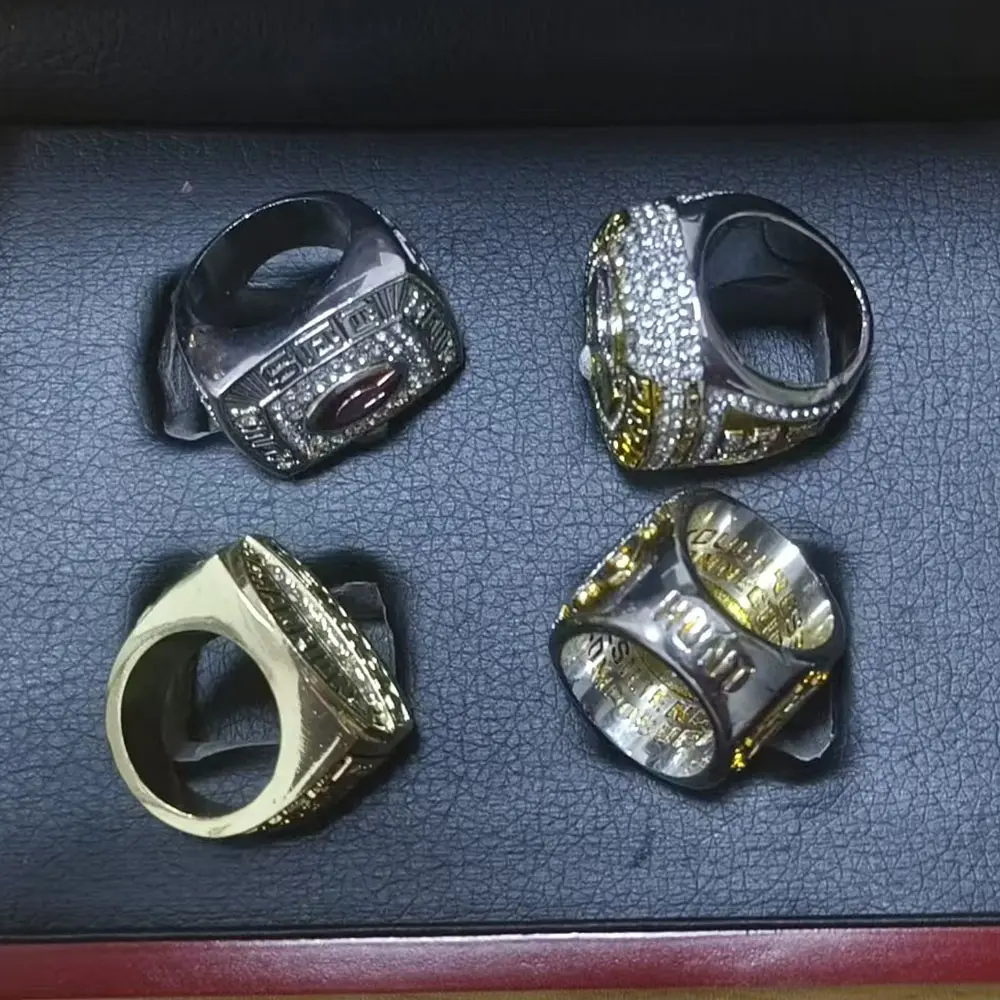 dnqqq 5  4 ring and box Personalized jewelry ring, red solid wood box, jewelry ring box, gift box