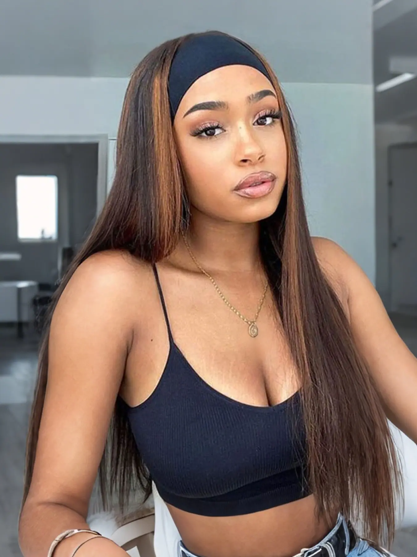 Women's Straight Headband Style Wig, Mix Color, Heat Resistant Synthetic Hair, Full Machine-Made Design for Daily Parties Cosplay, Synthetic Material Wigs