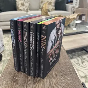 Byrne Brothers Paperback Set-Sprayed Edges(Model Covers)(5 Books + Novella)