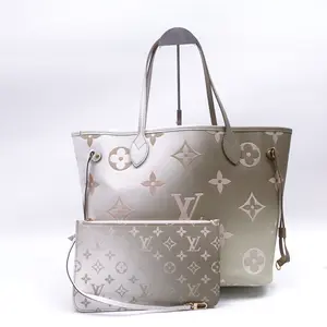 Pre-owned Louis Vuitton Coated Canvas Shoulder Bags Neverfull MM Green/White Shoulder Bag T10410184