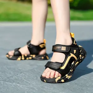Boys' Camouflage Fashionable Slide Sandals - Trendy Summer Footwear for Beach Use