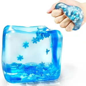 1/2pcs Stress Relieving Sensory Snowflake Ice Blocks - Squeeze toys with snowflakes inside the ice blocks. Suitable for relaxing the body and mind, quiet and soothing, with snowflake silent square shaped sensory squeezing toys to relieve anxiety. Slow ris