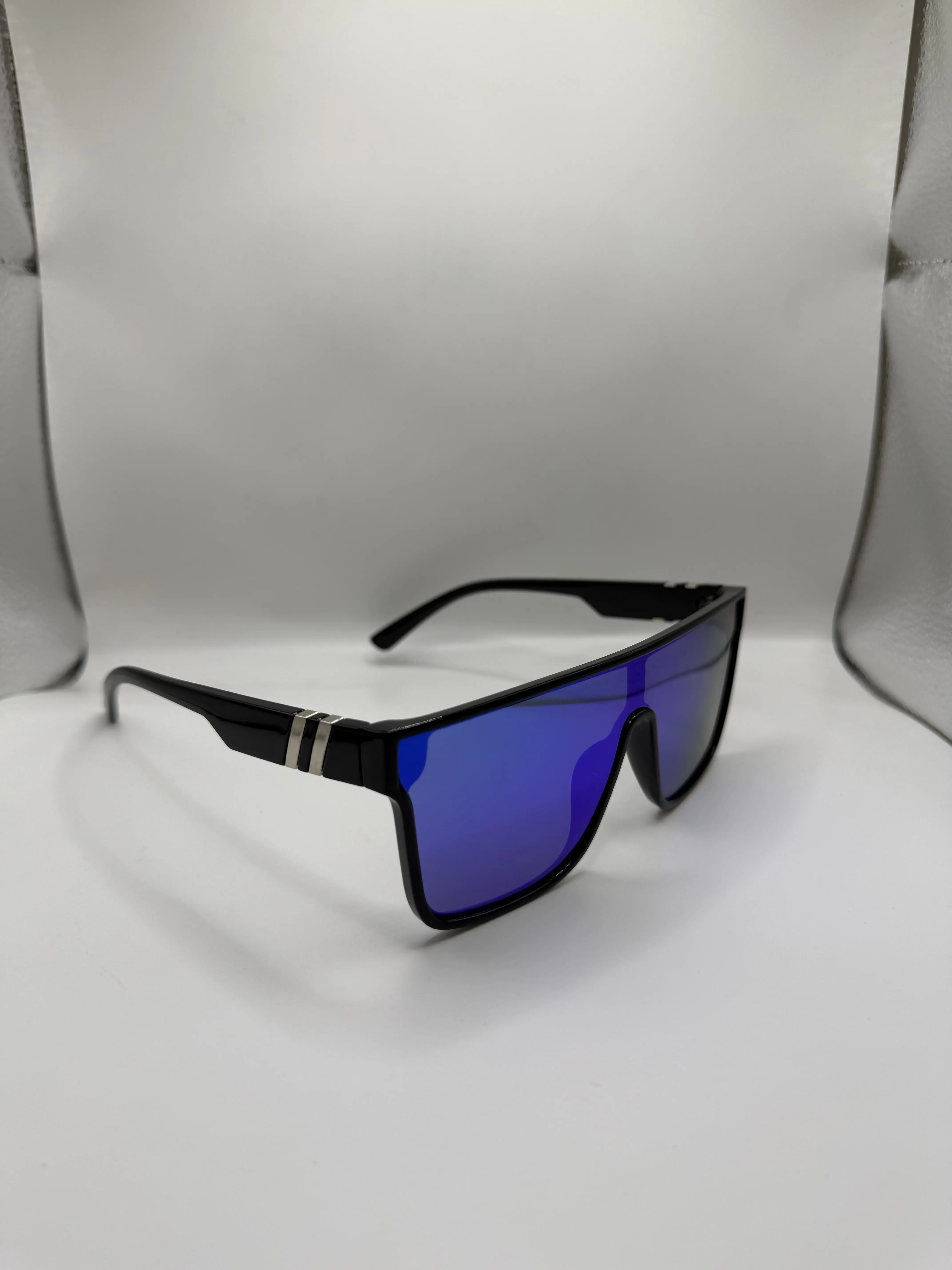 Polarized Sunglasses - Blue Unisex with Polarization Technology for Clear Vision and Versatile Use Ideal for Outdoor Activities