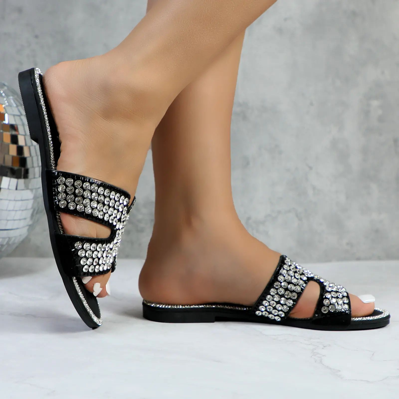 Women's Rhinestone Double Strap Slide Sandals Sparkly Flat Open Toe Summer Shoes for Women