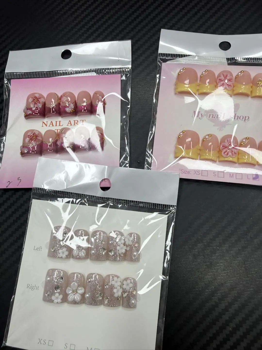 Nana(20882)gc.$40 get 20pc duck nails