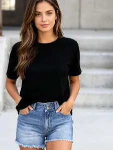 Women's Denim Shorts, Womenswear Bottom, Summer Casual Mid-Rise Stretch Slim-Fit Distressed Raw Hem Jean Shorts