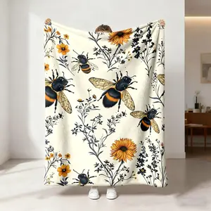 1 piece of fresh literary style, bee flower elements, flannel blanket, skin-friendly, soft, machine washable, suitable for office, home, sofa blanket, bed blanket, etc., Flannel Throw Blankets