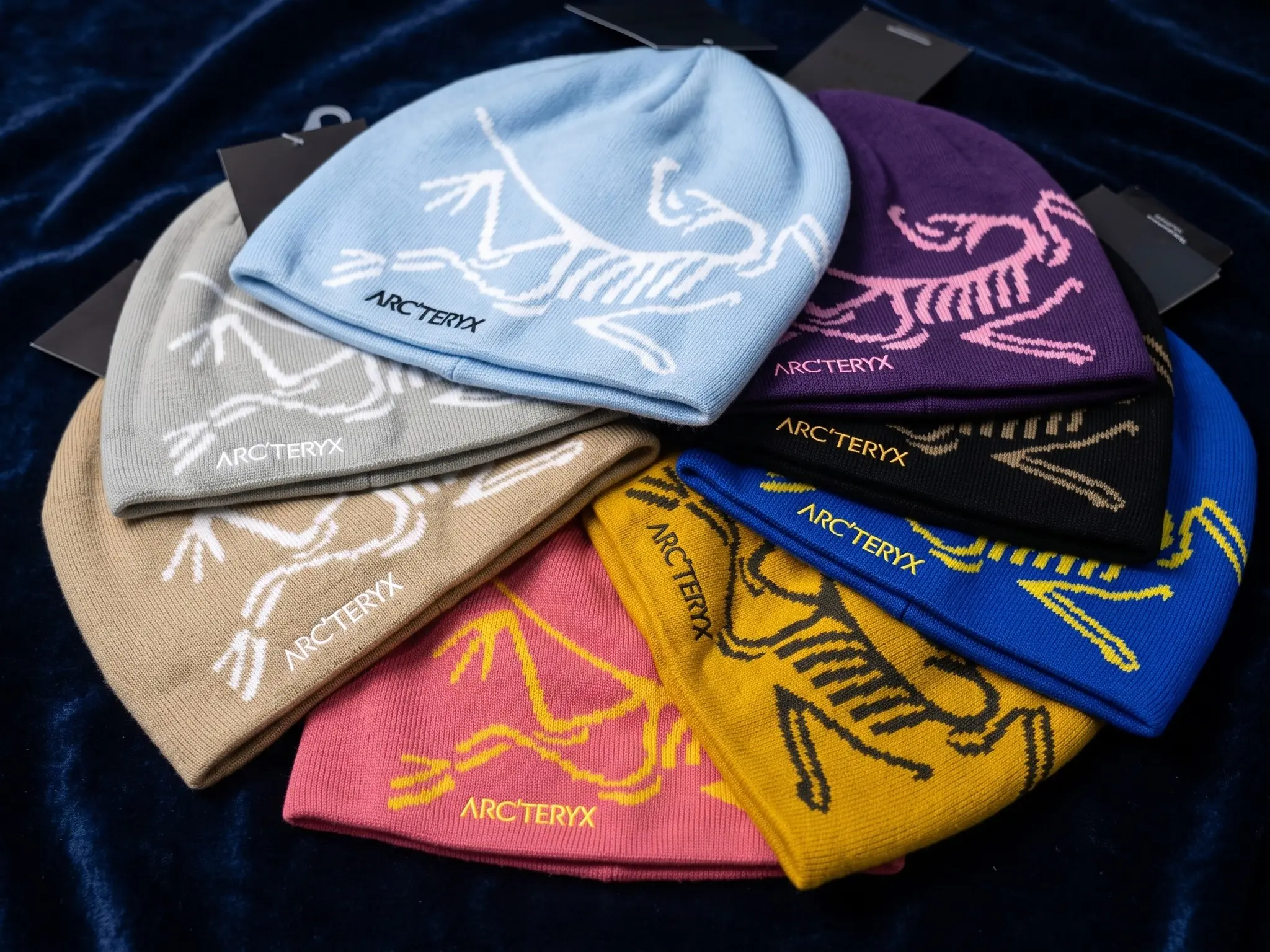 Arc'teryx Bird Head Toque - classic unisex winter beanie, breathable, comfortable blend of wool and recycled polyester, skiing, snowboarding, climbing & Outdoor Wear new