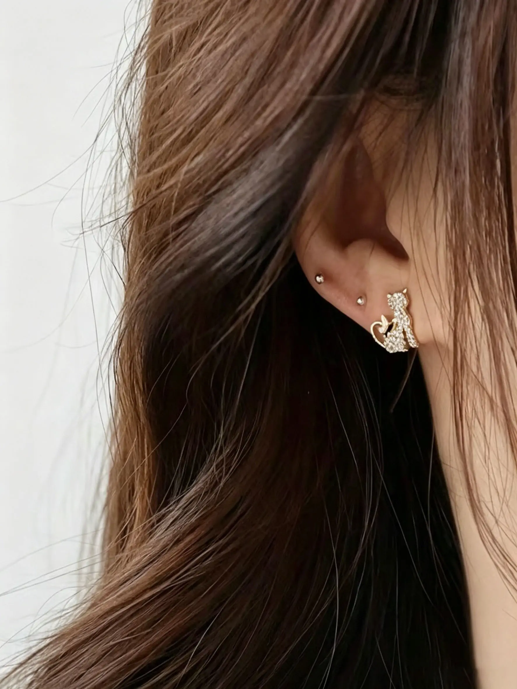 Sparkling Cat & Butterfly Stud Earrings, Dainty Cat Lover Jewelry, Elegant Animal Design Accessories for Women