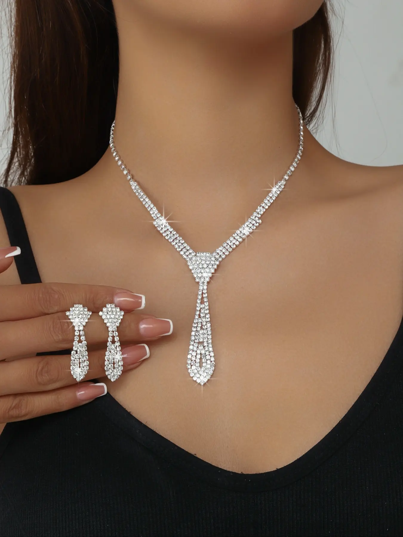 Fashionable Rhinestone Tie Necklace Earrings Set, Sparkling Jewelry for Music Parties, Trendy Accessories for Special Occasions