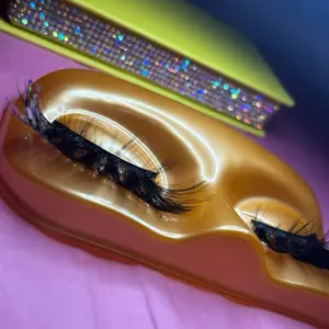 Lash Style “Boujee Glitter” Eyelashes