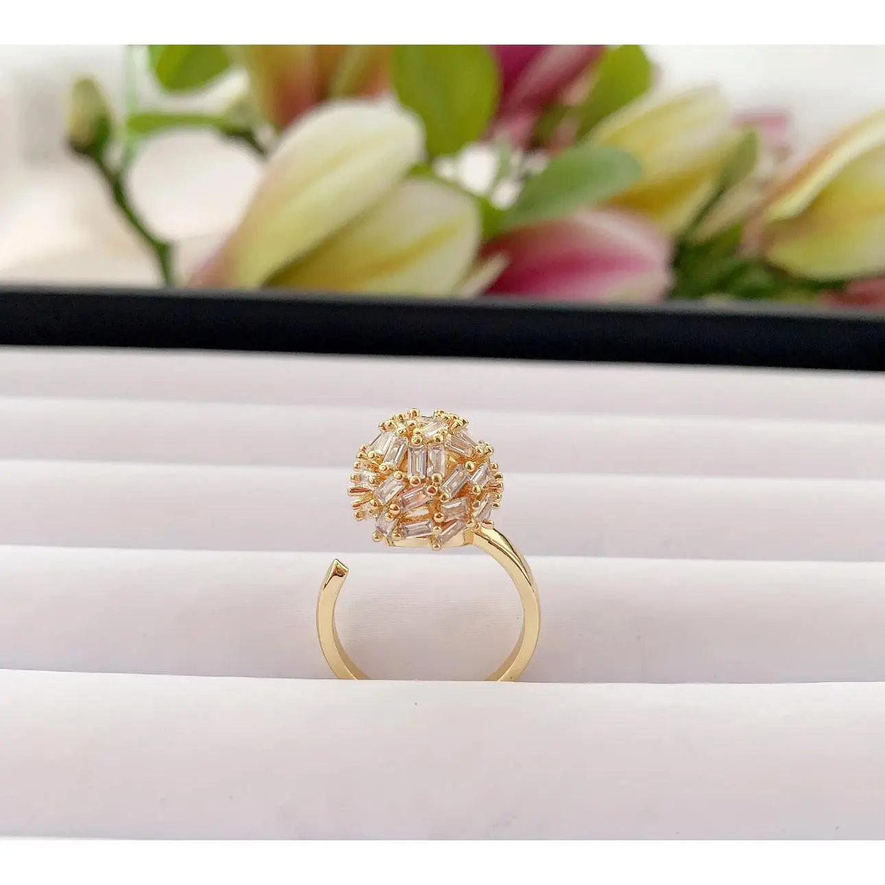 CRYSTAL PEARL RING