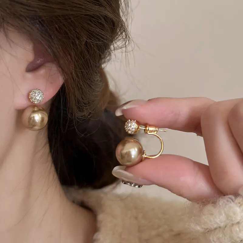 New Style Dual-Wear Pearl Earrings, High-End Unique Stud Earrings for Women DDES0777, Light Luxury Elegant and Generous Earrings 14K Gold-Plated