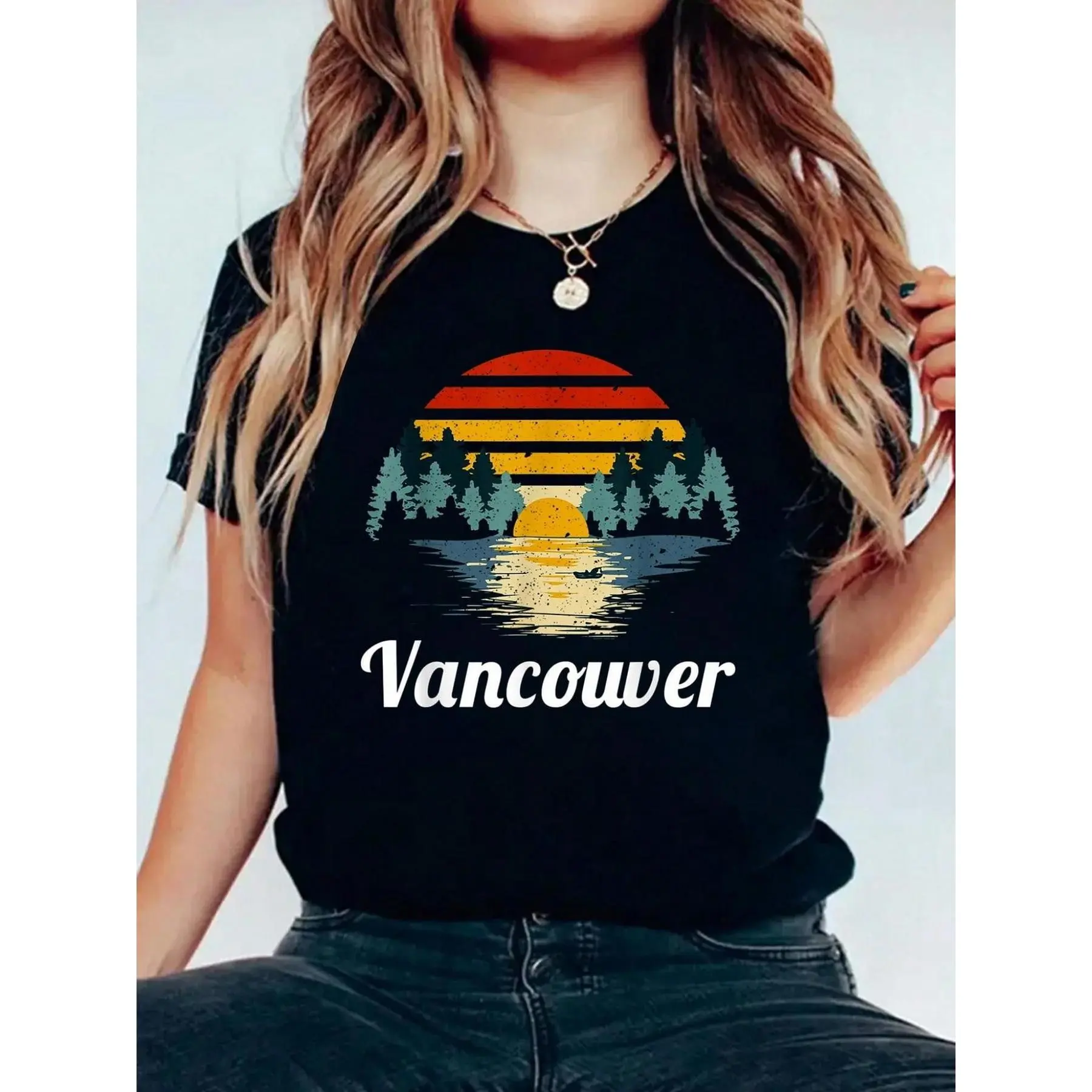 Women's Retro Graphic T-Shirt with Vancouver Sunset Print, Casual Breathable 100% Cotton Round Neck Short Sleeve Top, Shortsleeve