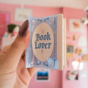 Book Lover Hair Claw
