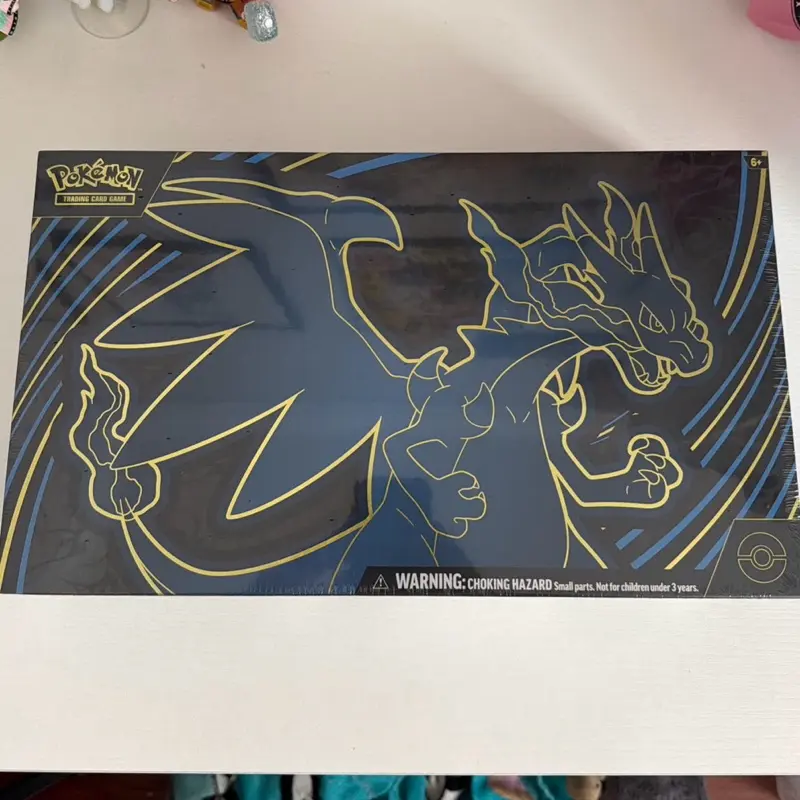 Premium Collection Charizard - TikTok Shop Premium Collection Charizard - TikTok Shop