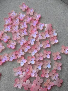 40Pcs 10mm Shimmering Glass Hydrangea Petal Beads, Gradient Pink & Light Blue Floral Charms for Adult DIY Jewelry Making, Fairycore Hairpin Supplies