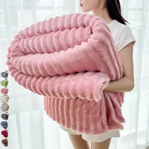 Soft Plush Blanket, Soft Cozy Blanket, Gentle Soft Blanket, Modern Style, Skin-Friendly Warm Throw, Multi-Functional Rug for Home Office Camping Travel Gift,Christmas Gifts For GF