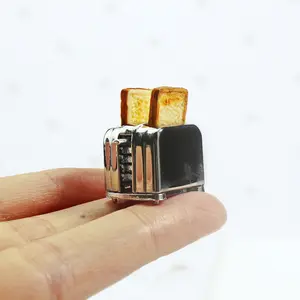 2pack 1:12 Dollhouse Mini Black Iron Toaster Indoor Kitchen Miniature Model with Realistic Toy Accessory & Mini Cooking Utensils Handcrafted for Dollhouse Scenes