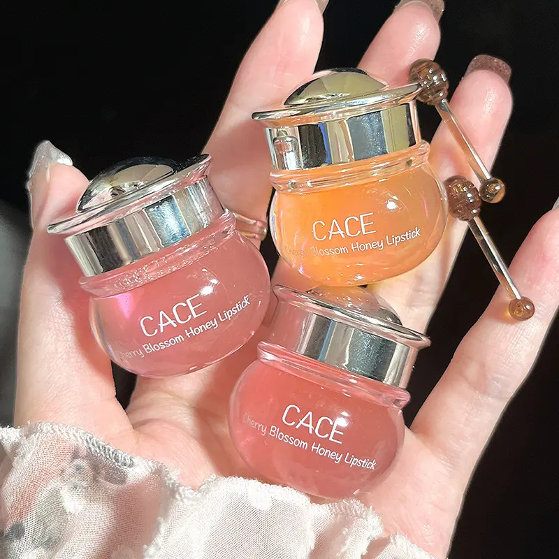 Lip oil Sakura honey moisturizing lip balm, hydrating and locking in moisture for plump lips without stickiness or feathering in colorful lipstick.