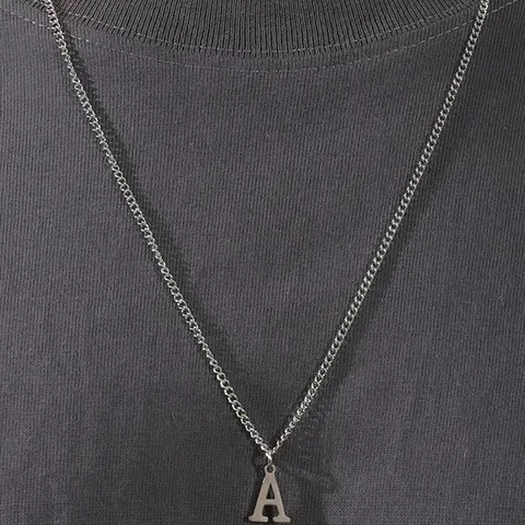 1 Piece Letter Detail Pendant Necklace for Men, Casual All-match Jewelry for Boys Gift, Male Classic Fashion Accessories, Initial Letter Necklace, Stainless Steel Necklaces
