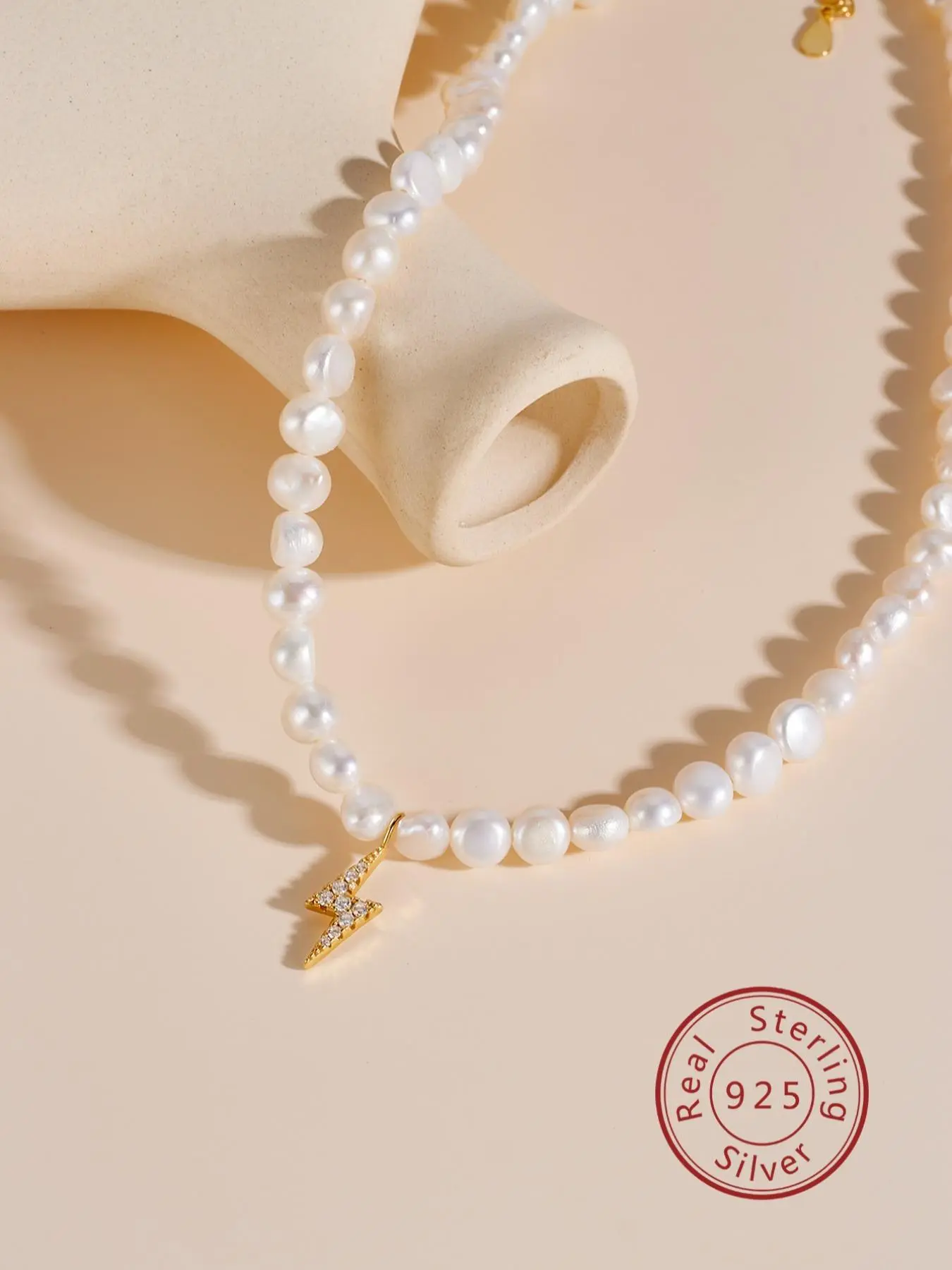 925 Sterling Silver Lightning Charm Decor Freshwater Pearl Necklace, Elegant Jewelry for Women, Trendy All-match & Exquisite Jewelry for Birthday Gift