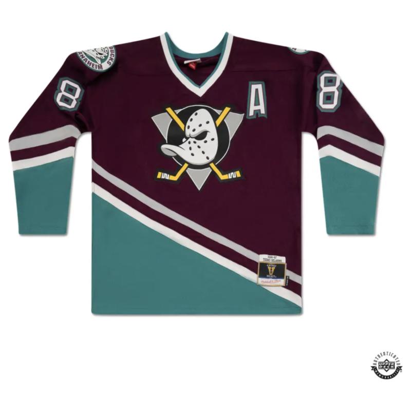 Teemu Selanne Autographed 1996 Dark Mighty Ducks Jersey UDA