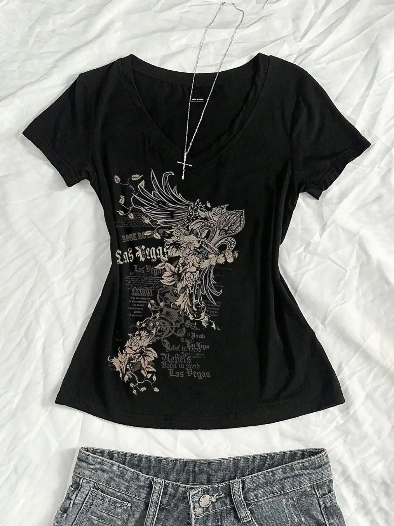 Viral Las Vegas Graphic V-Neck T-Shirt - Soft Stretchy Cotton Slim-Fit Y2K Aesthetic Streetwear Floral Wing Print, Casual Printed Summer Tee Trendy Vintage Edgy Statement Top Fashion For Women Retro polished minimalist