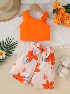 Summer Girls Casual Solid Color Asymmetrical Shoulder Lace Top, Fashion Bow Printed Shorts Two-Piece Set for Playtime, Floral Print Set