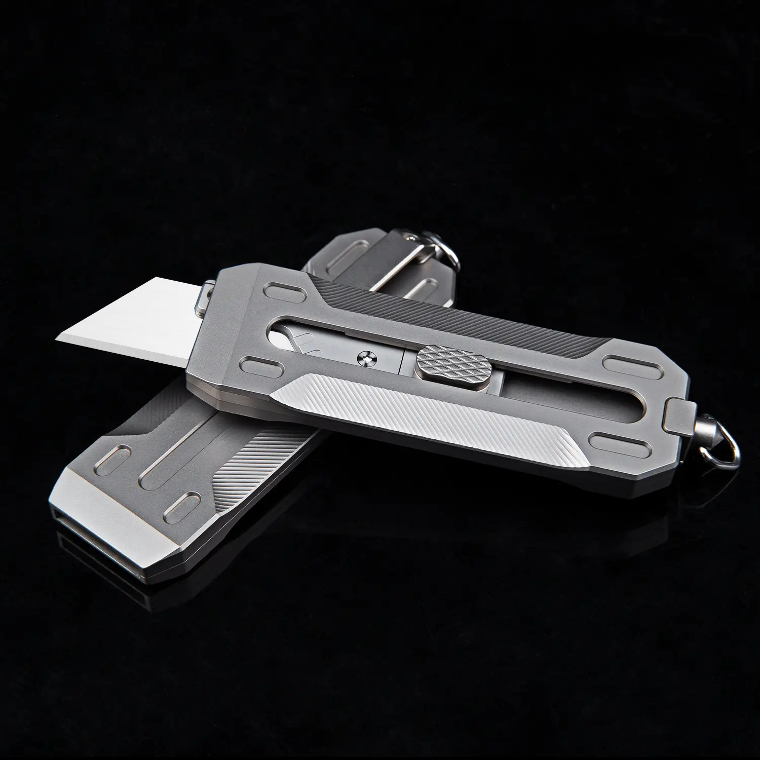 Titanium Alloy Folding Knife with 10 Sk5 Steel Blades, Push-Pull Utility Knife, DIY Paper Cutter, High-Quality Edc Tool