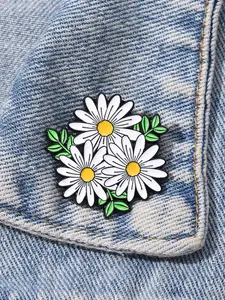 Daisy Enamel Brooch Pin fashion Decorative Brooches Ornaments Lapel Bag Badges Jewelry Gifts